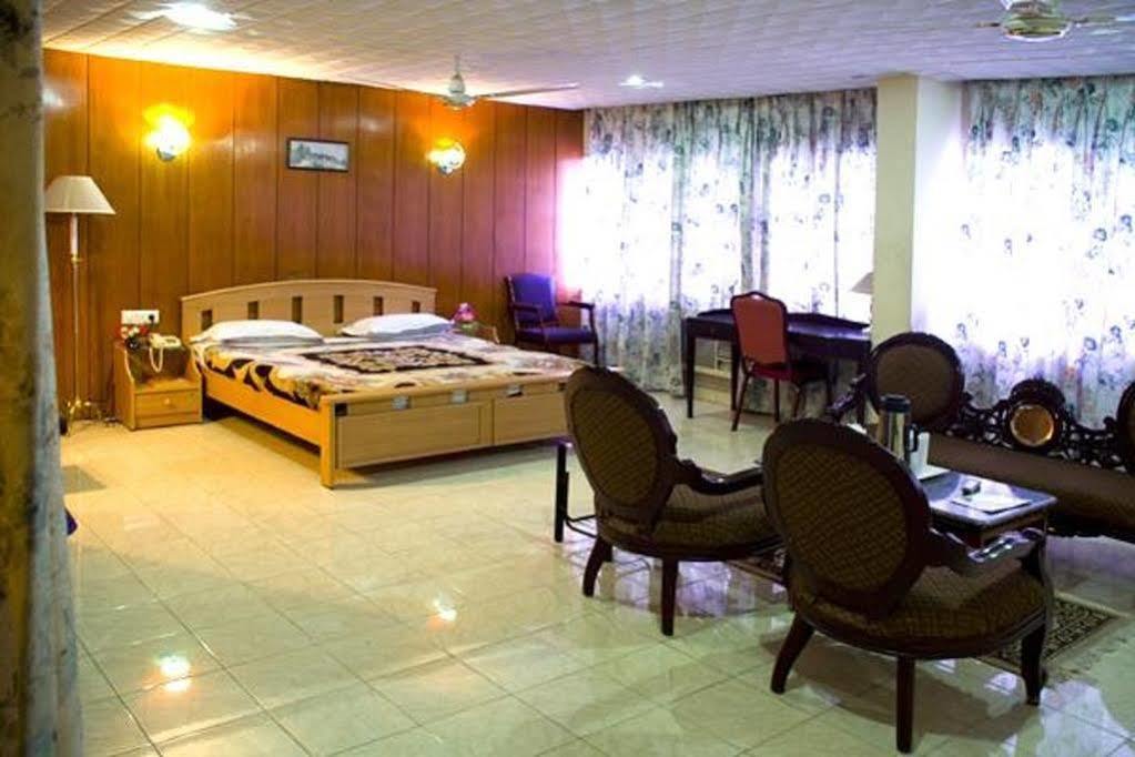 Hotel Siddhartha Hyderabad Eksteriør bilde